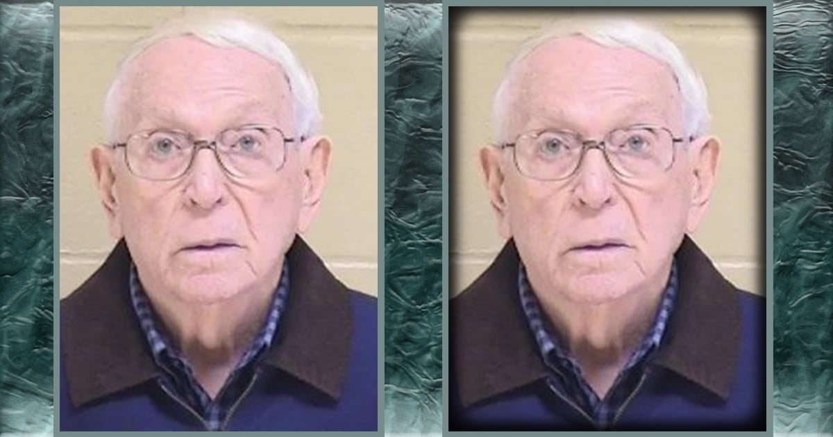 Age 94 ex-sheriff’s deputy confesses to child sex crimes with a girl under 13
