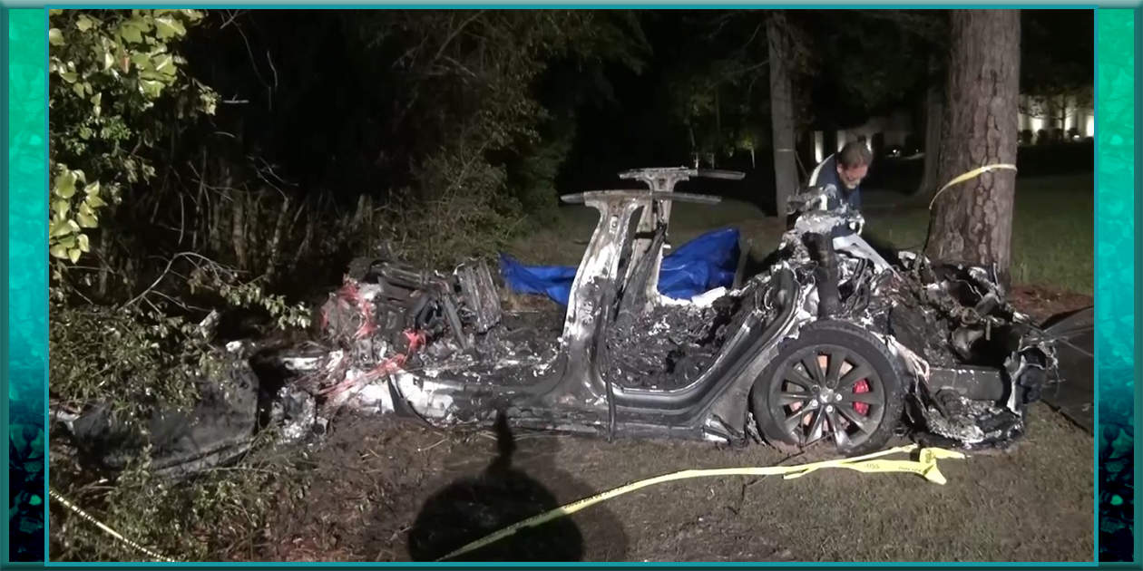 VIDEO: Tesla on autopilot slams into tree in Texas, catches on fire, killing two people