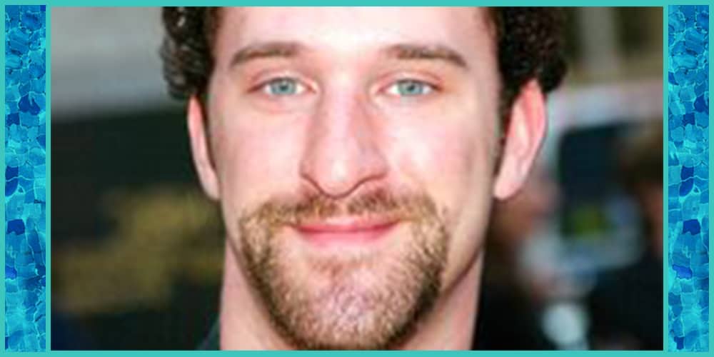 Dustin Diamond Of 'Saved By The Bell' Fame Dies At 44 After Lung Cancer Diagnosis