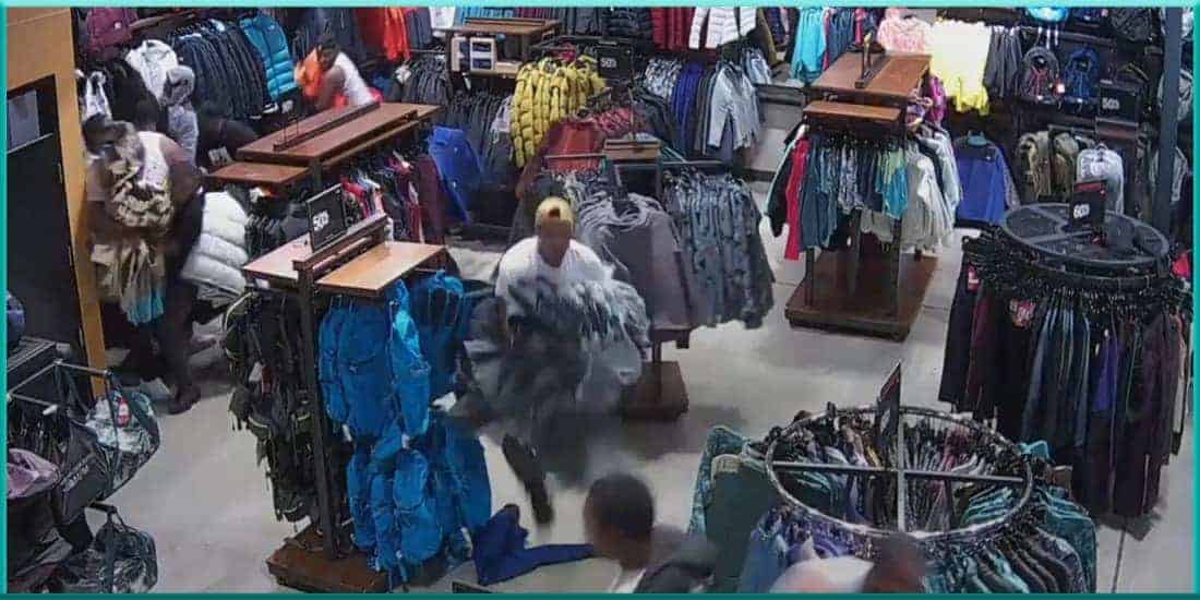 Flash Mob Steals $30,000 in Merchandise from Wisconsin Store