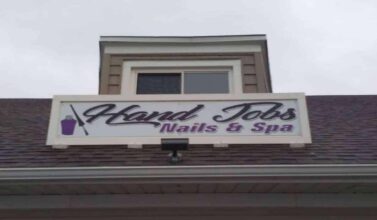 "Hand Jobs" Salon Causes Controversy For Its Suggestive Name